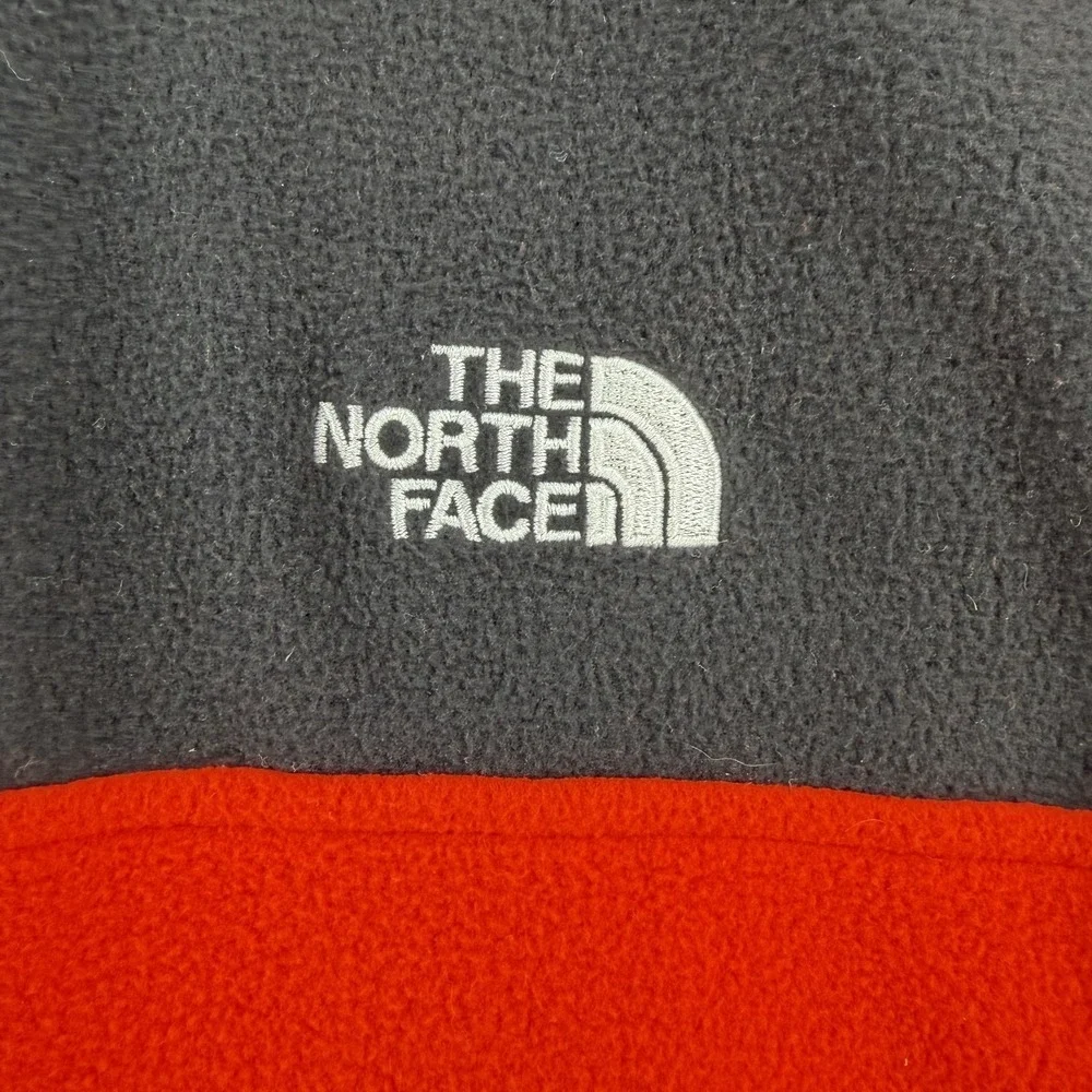 The North Face Sweatshirt Mens Medium Red Black 1/4 Zip Fleece Pullover Logo
